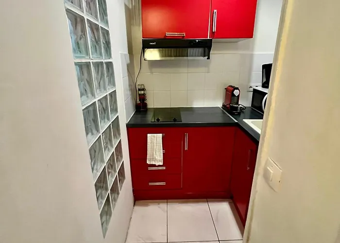 Cosy 2 Montmartre - Eugene Sue Apartment Paris